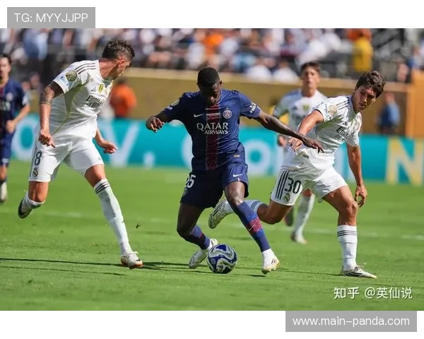 巴黎圣日耳曼少一人作战2-1绝杀斯特拉斯堡，门德斯头球制胜